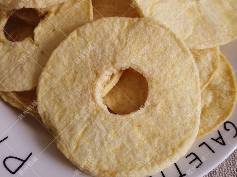 蘋(píng)果片真空油炸機(jī),可將蘋(píng)果片加工成酥脆香甜的休閑食品